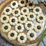 کاتر شیرینی پزی به گز مدل فشاری طرح گل مجموعه 2 عددی