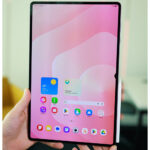 تبلت ۱۴.۶ اینچ سامسونگ مدل Galaxy Tab S11 Ultra ظرفیت 256 گیگابایت و رم 12 گیگابایت، قابلیت پشتیبانی از سیم کارت، رزولوشن دوربین ۱۳ مگاپیکسل، پشتیبانی از قلم و کیبورد