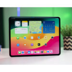 تبلت 13 اینچ اپل مدل IPad Pro 2025 M5 Wi-Fi Nano-Texture ظرفیت 1 ترابایت و رم 16 گیگابایت، رزولوشن دوربین 12 مگاپیکسل، پشتیبانی از قلم و کیبورد
